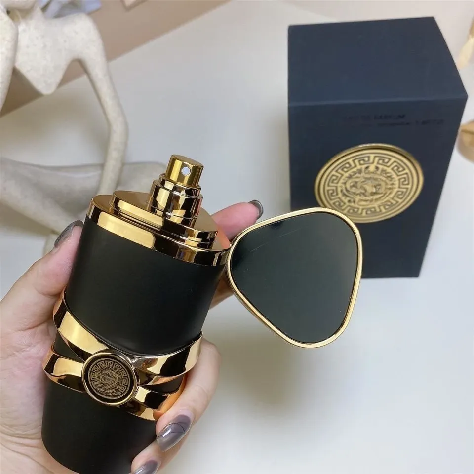 arabic-black-perfume-masculine-sophisticated-box-packaging-design